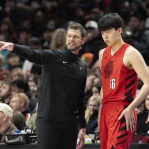 杨瀚森：一点点地提高自己 慢慢地爬上去 这不是一蹴而就的