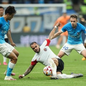 9393体育APP-【中超】福布斯点射林良铭绝平 大连人1比1青岛海牛